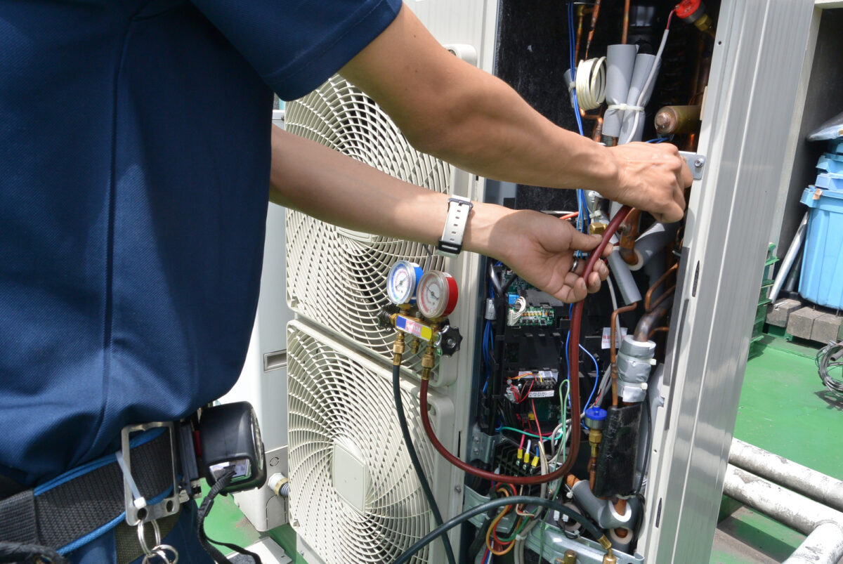 【締切迄あと1カ月】安定！手に職で稼げる！空調保守業務